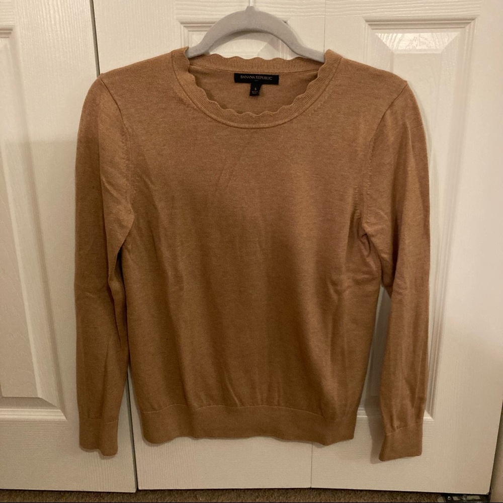 Banana Republic Scalloped Neck Sweater